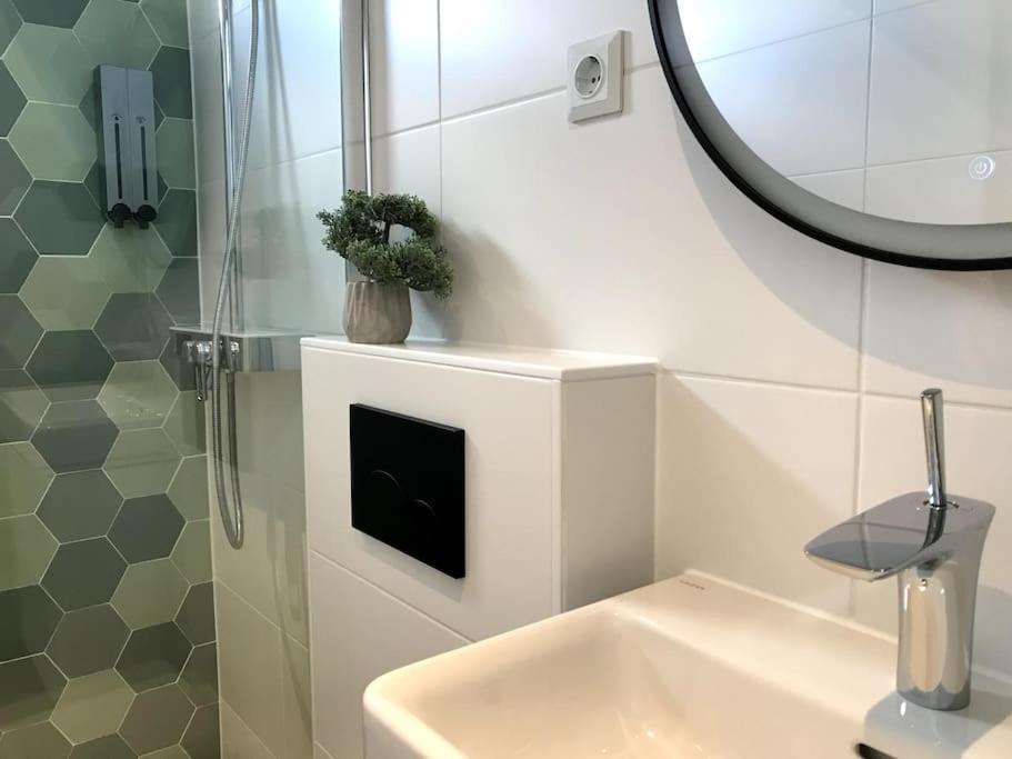 Quiet Waterloft Near Amsterdam And Schiphol Ws11 Hotel Aalsmeer Exterior photo
